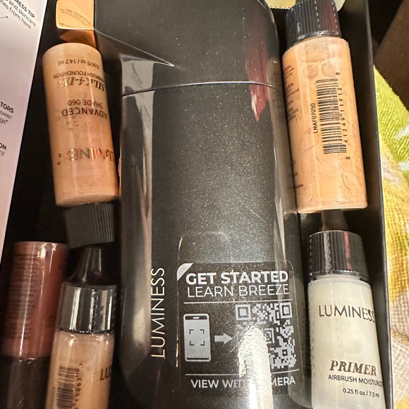 Luminess airbrush makeup kit with makeup & handheld airbrush ALL NEW - Picture 5 of 5